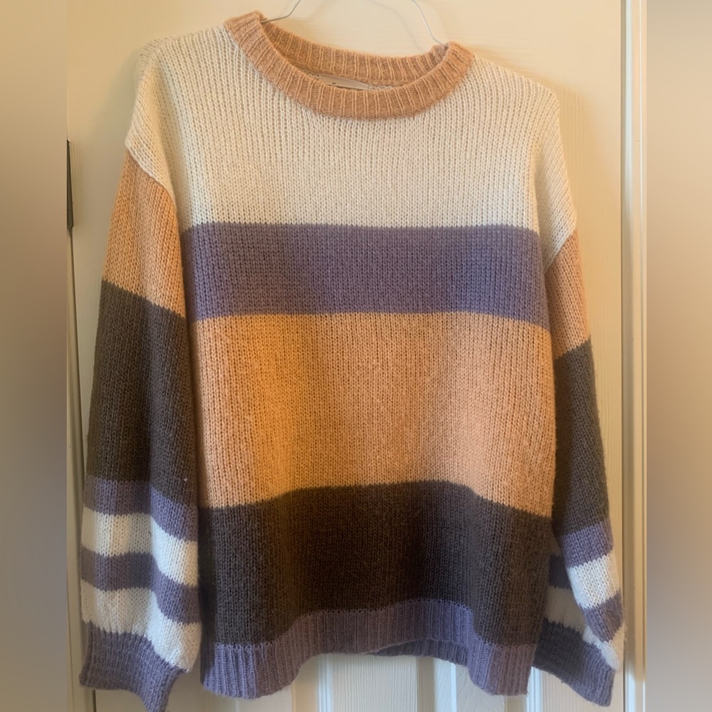 Be Cool colorblock sweater| size M